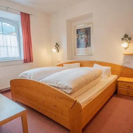 Egghof Apartment